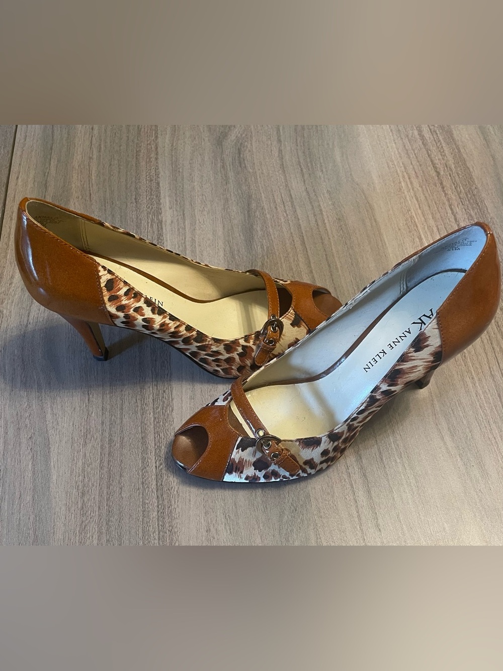 Anne Klein Leopard Print Peep Toe Heels – Women’s 5.5